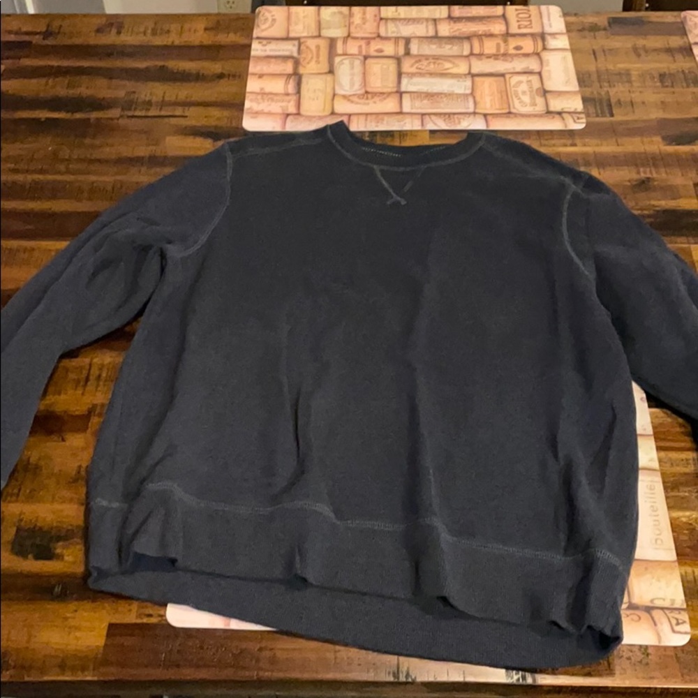 Men’s large crew neck sweater.